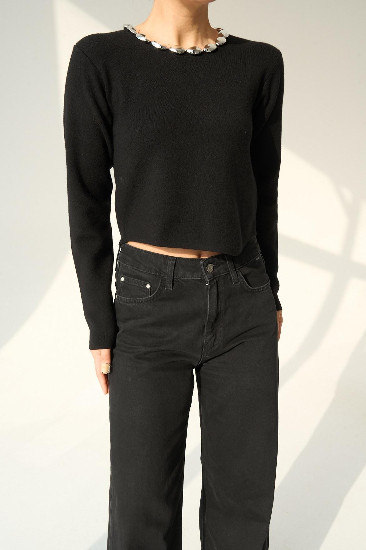 Yakası Boncuklu Triko Kazak QS251183