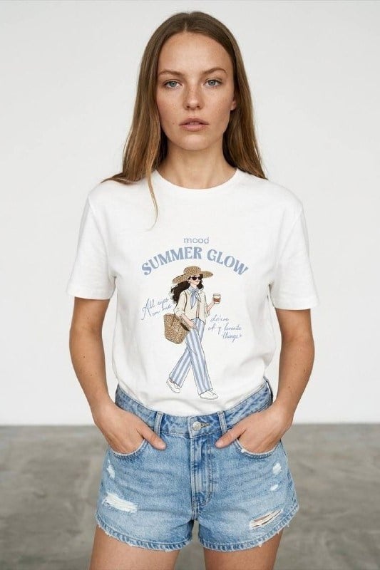 Baskı Nakış Detaylı T-shirt QZ02114