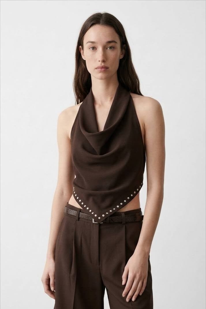 Trok Detaylı Önü Drapeli Bluz QZ01807