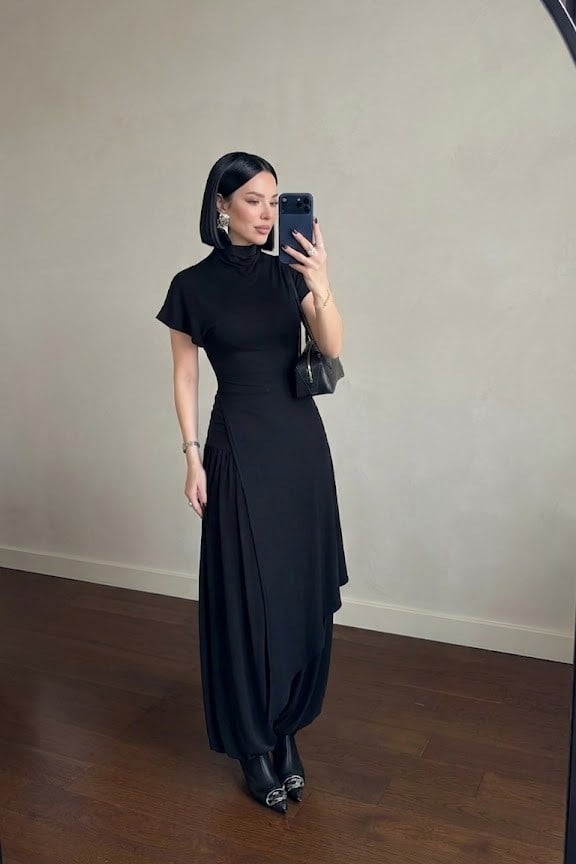 Asimetrik Kesim Balıkçı Yaka Bluz Crop Takım CS2618265