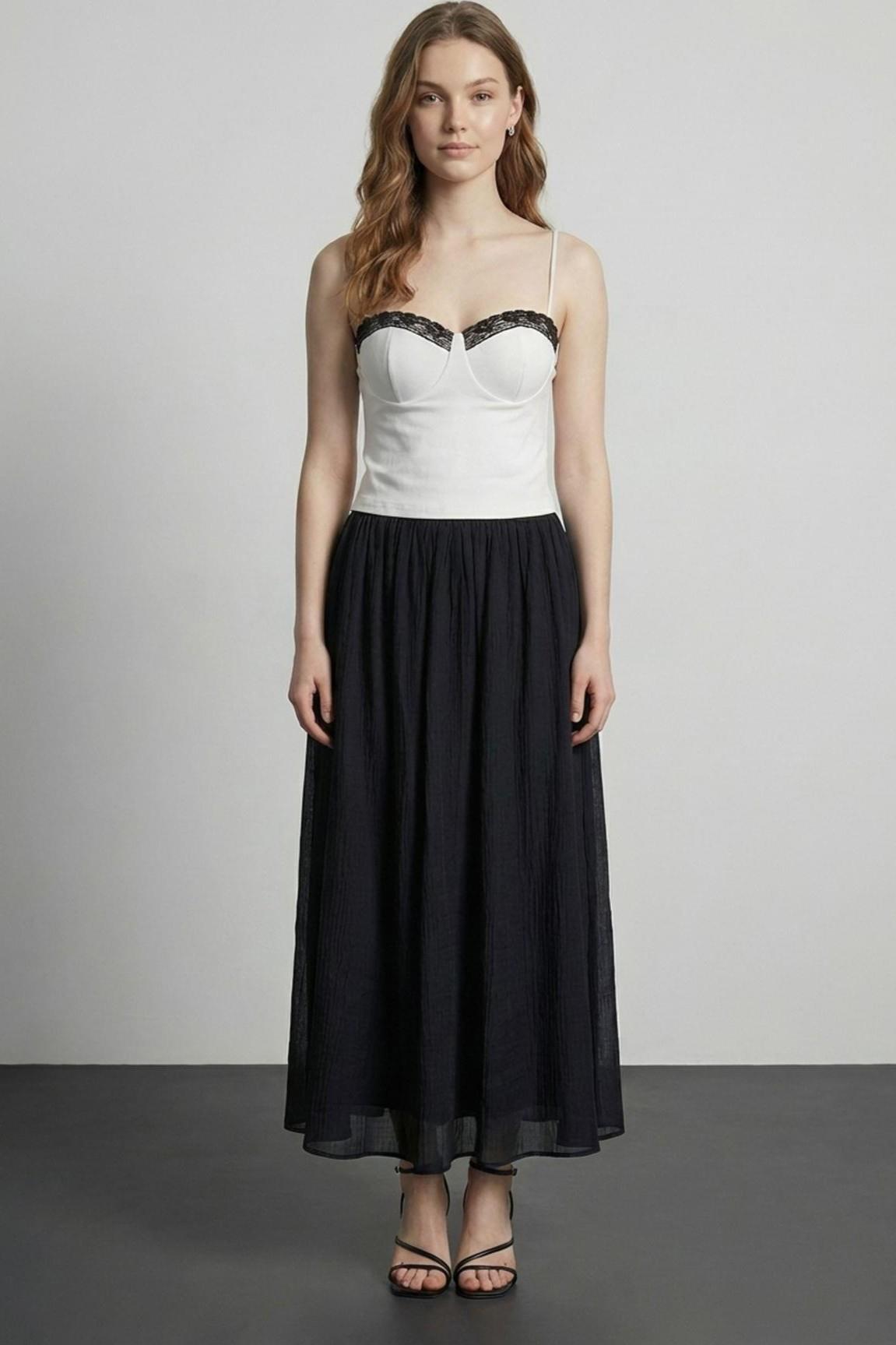 Dantel Detaylı İp Askılı Bluz QZ01449