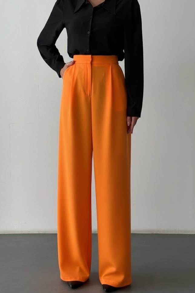 Bol Paça Pileli Kumaş Pantolon QZ00914