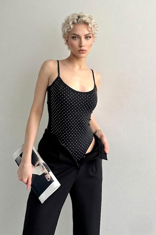 Taş Detaylı İp Askılı Bluz QZ01498