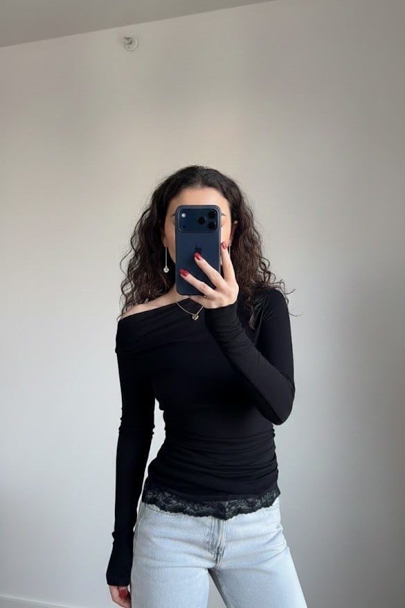 Etek Ucu Dantelli Asimetrik Bluz QS261009