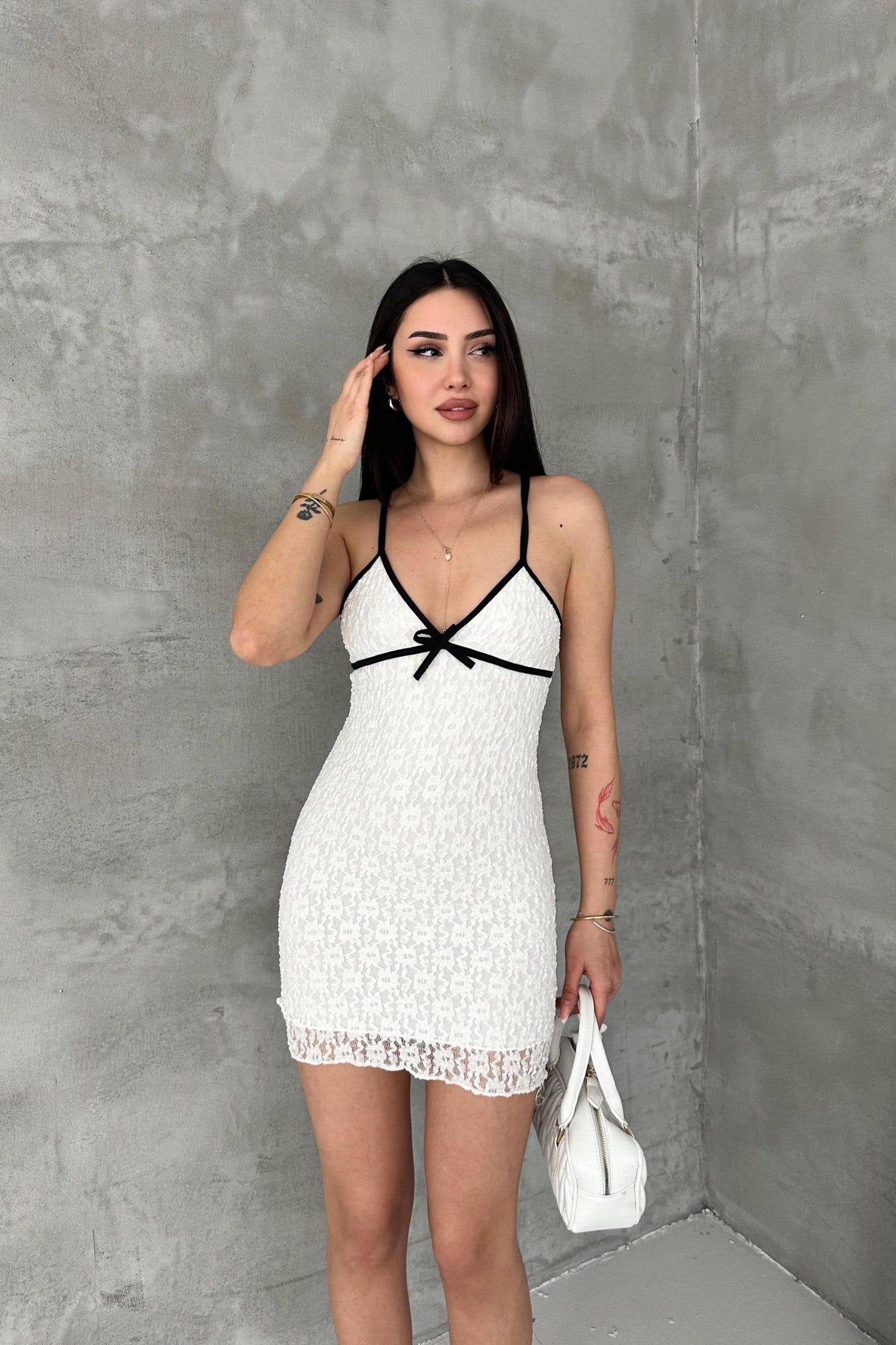 İp Askılı Fiyonk Detaylı Dantelli Mini Elbise MY48955