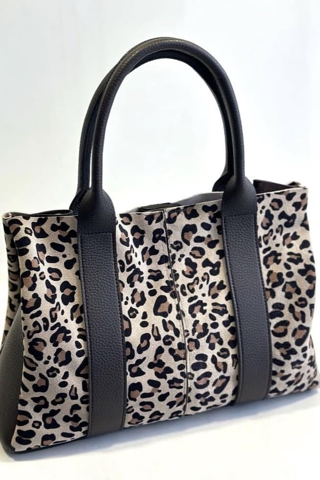 Deri Detaylı Kısa Saplı Kare Çanta RY175