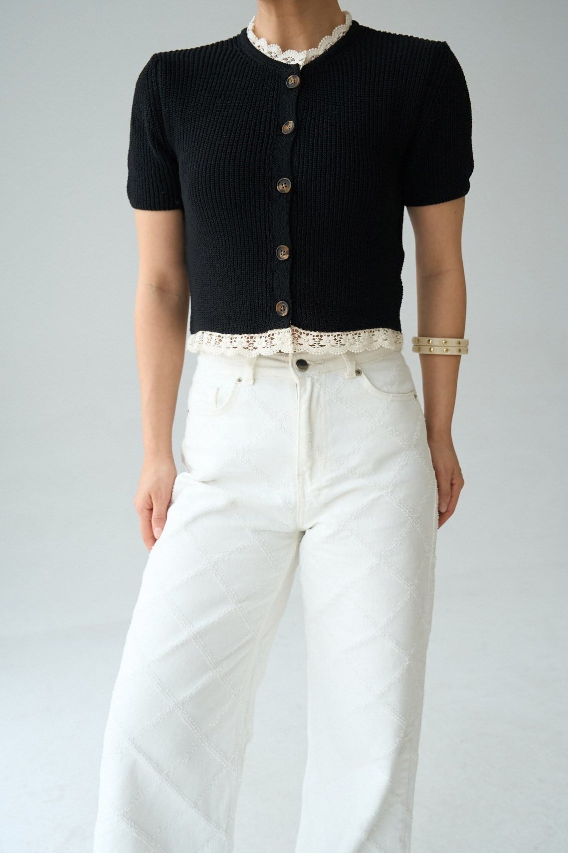 Dantel İşlemeli Kısa Kollu Hırka QS261022