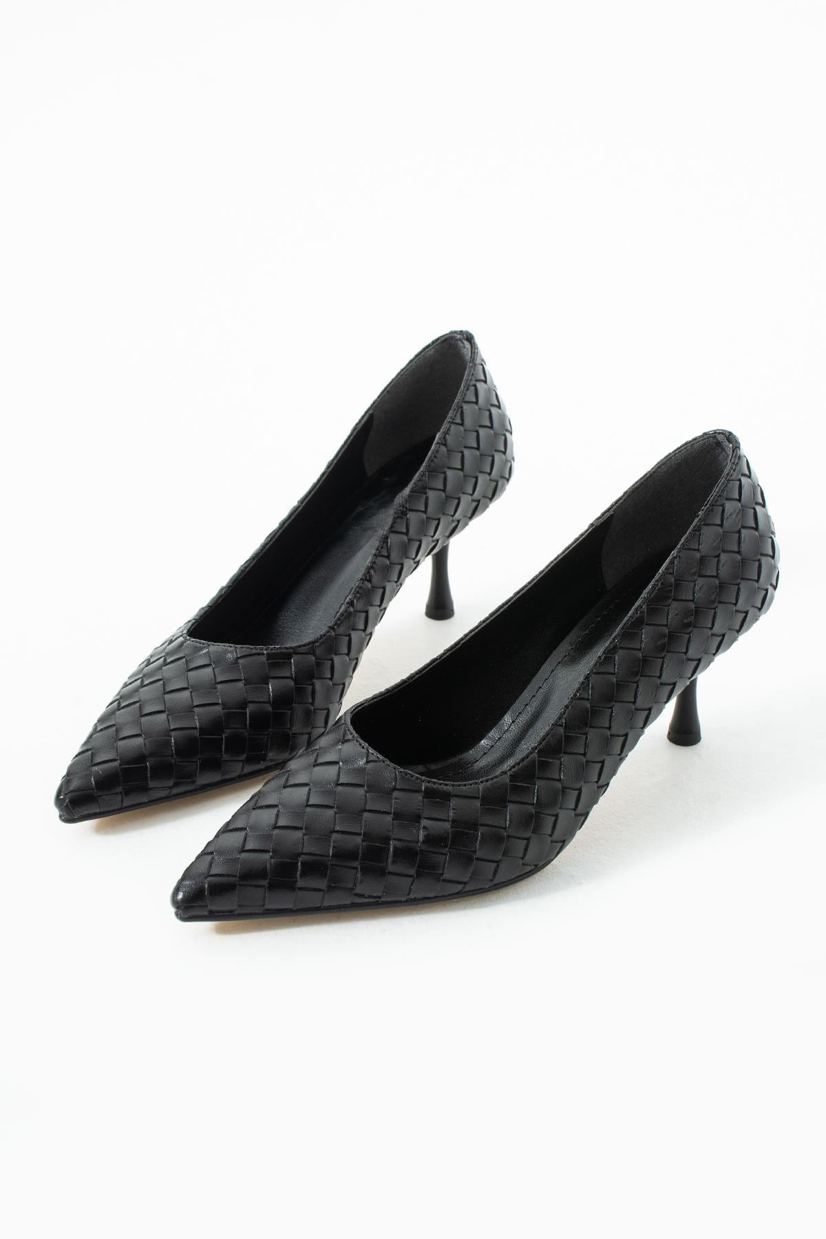 Örgü Desenli Sivri Burun Topuklu Ayakkabı SD8890