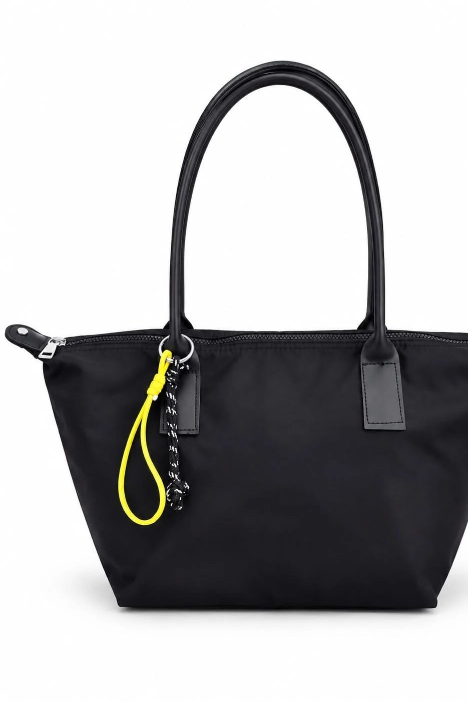 Charm Aksesuarlu Su Geçirmez Omuz Çantası SD4587
