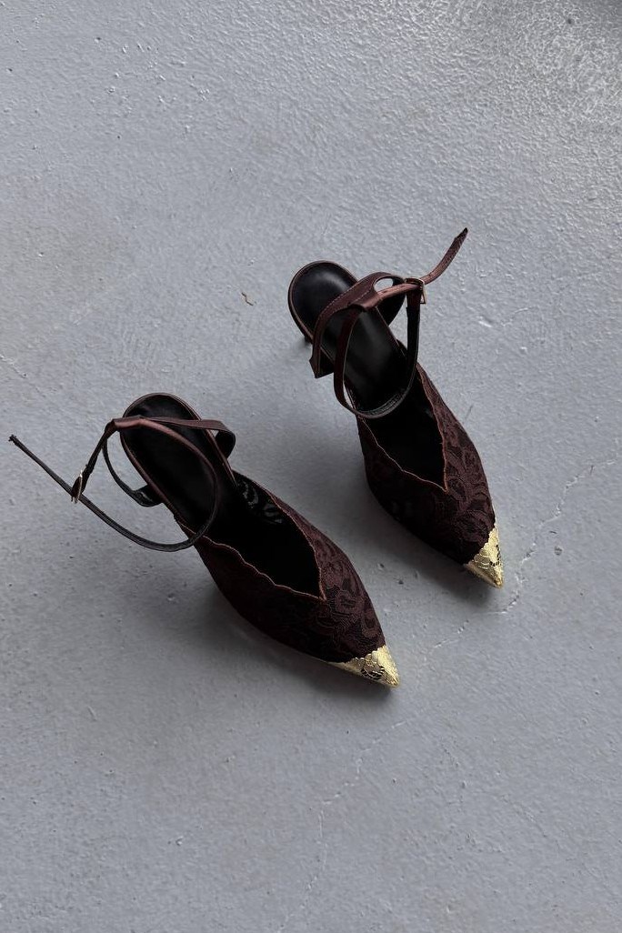 Dantel Detaylı Bilekten Bağlamalı Topuklu Ayakkabı FEA7