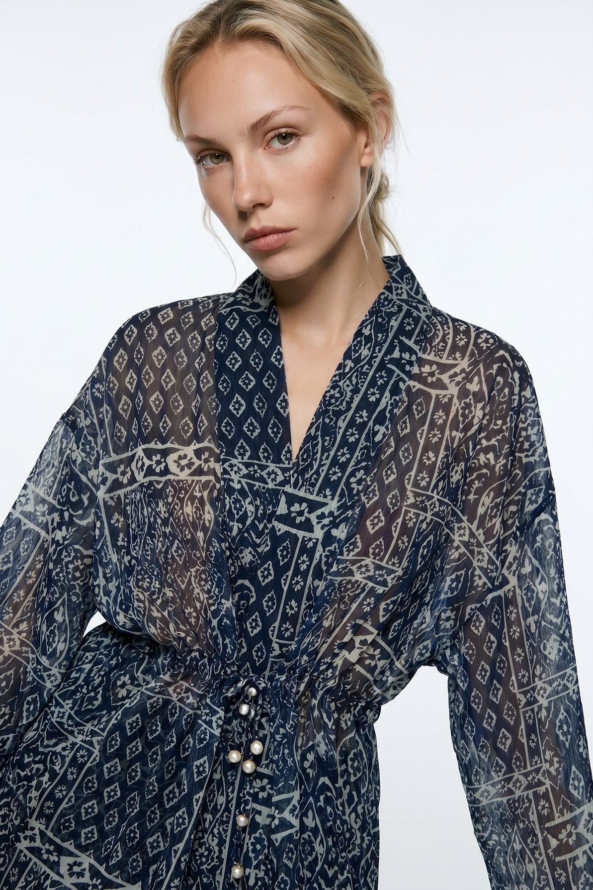 Aksesuar Detaylı Tül Kimono QZ02130