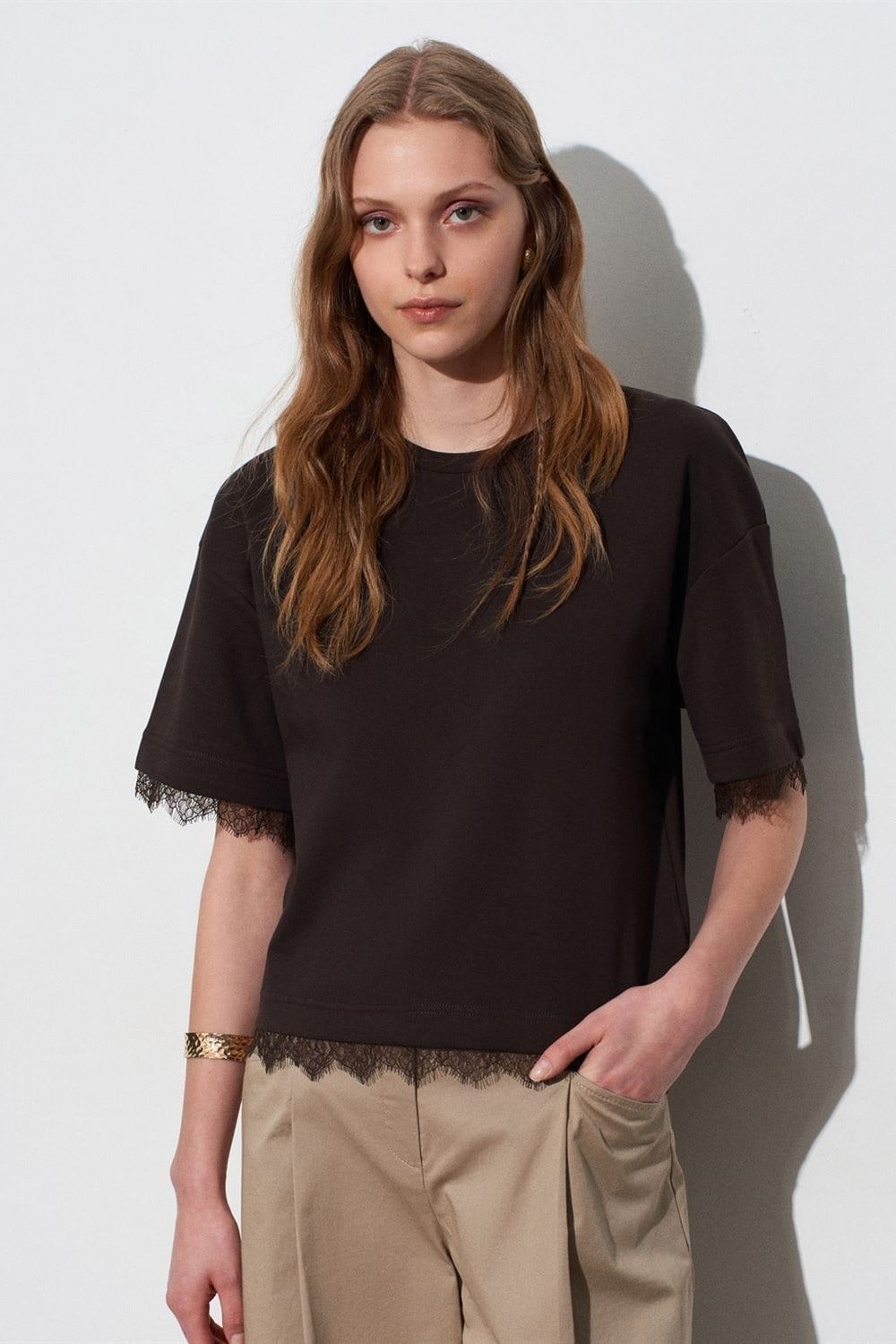 Dantel Detaylı Kısa Kollu T-shirt DL32826