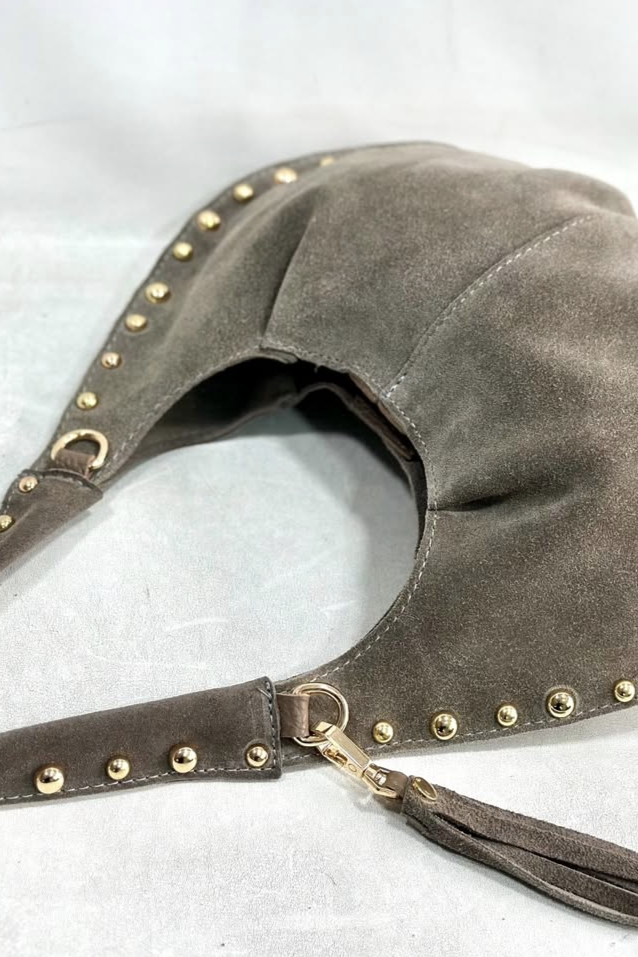 Püskül Detaylı Droplu Oval Çanta RY498