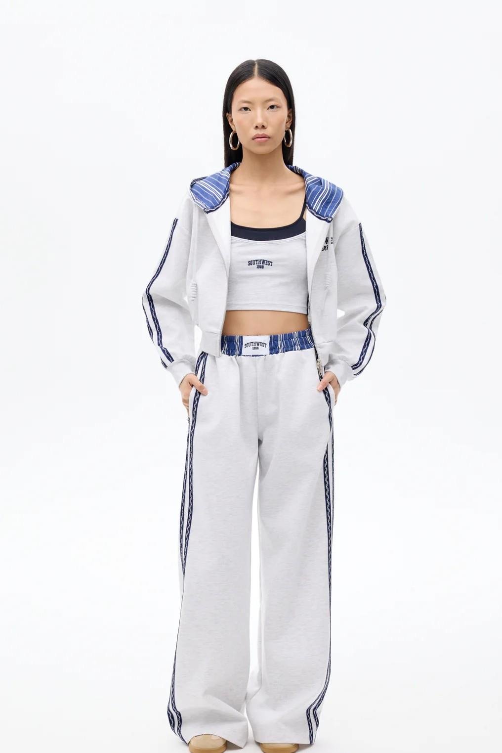 Şerit Detaylı Matchli Üçlü Takım QZ00810