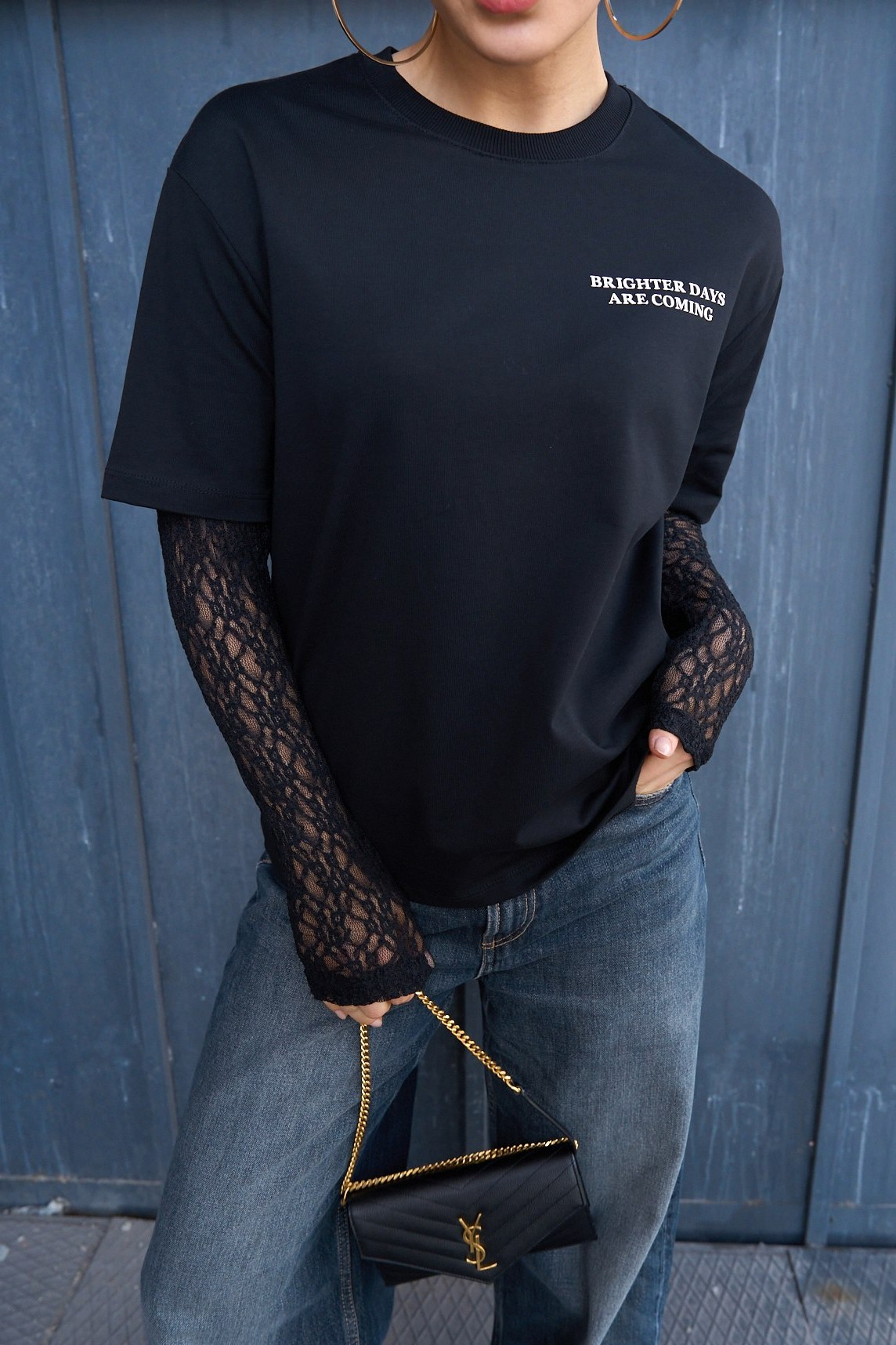 Kolu Dantelli Yazı Baskılı T-shirt QS261001