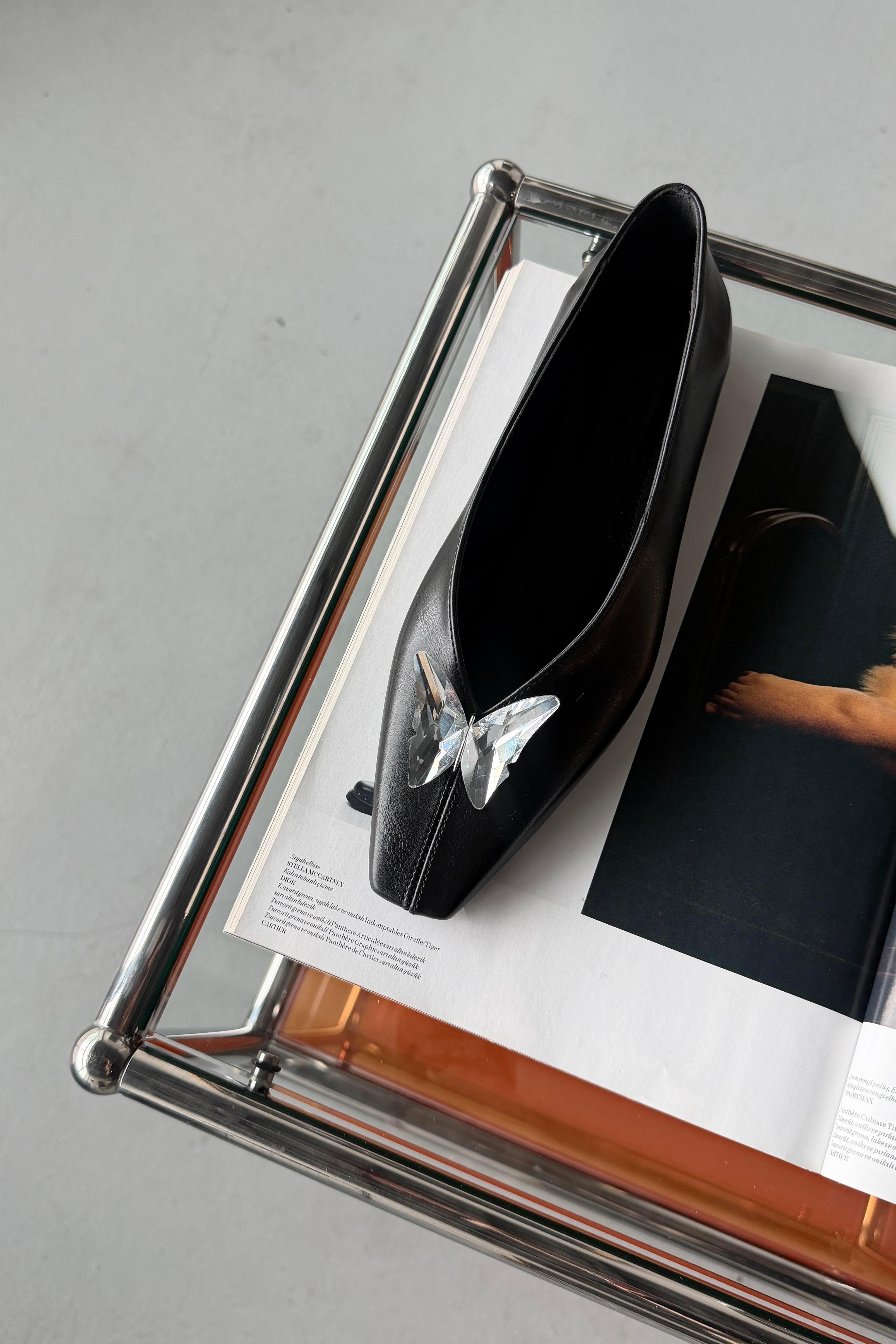 Kelebek Toka Aksesuarlı Babet FE136