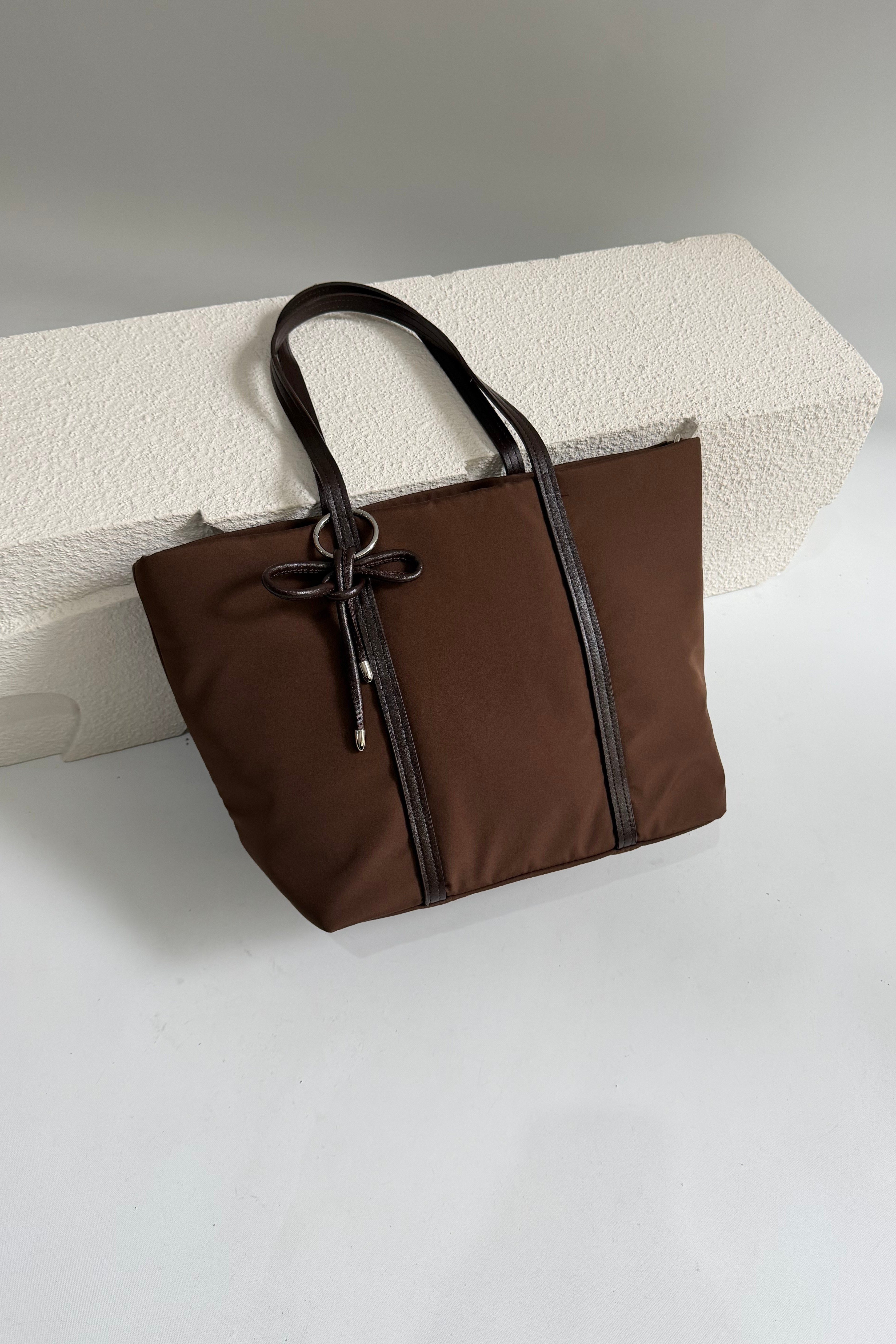 Fiyonk Aksesuarlı Omuz Çantası SD7849