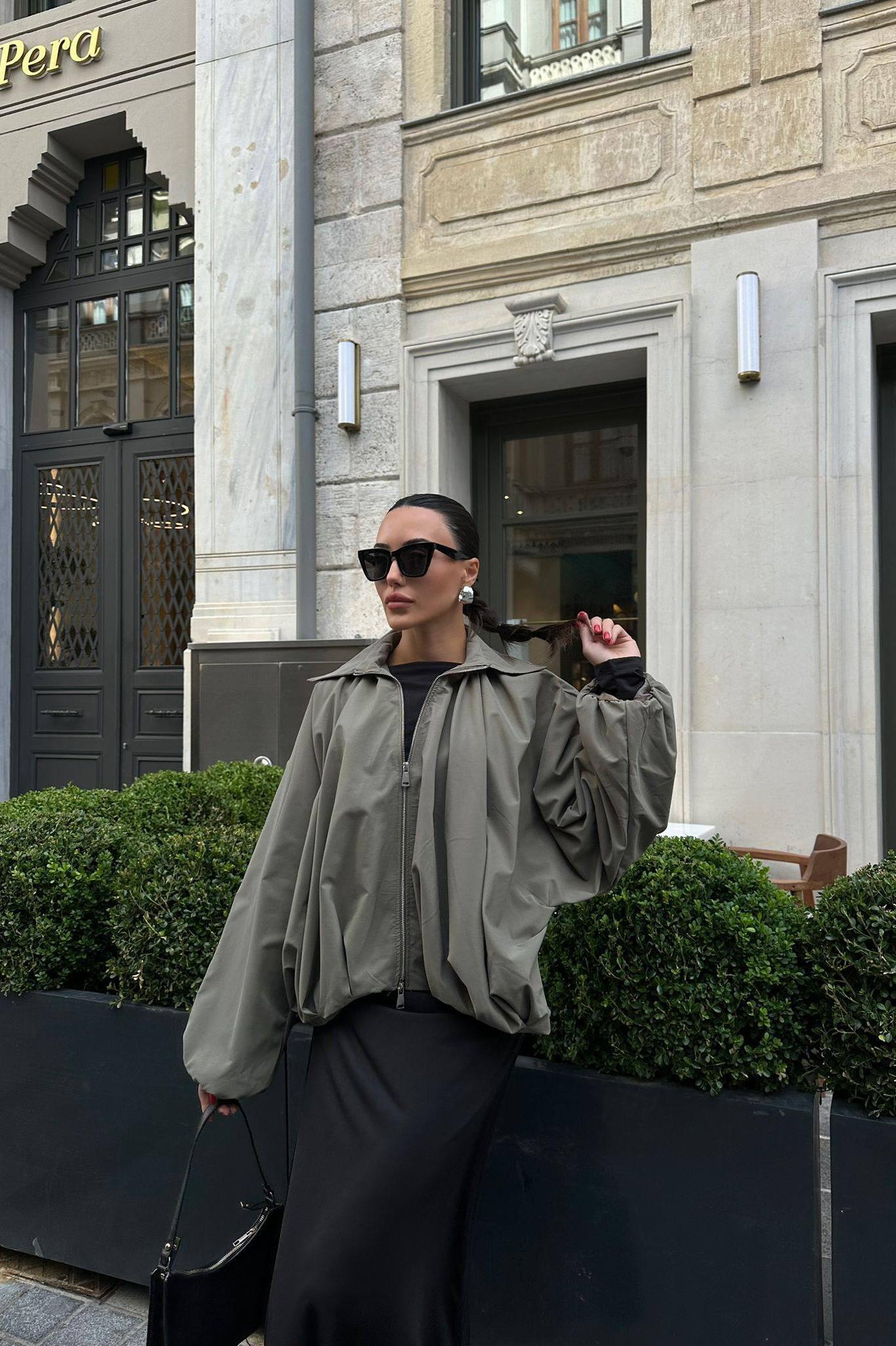 Oversize Lastik Detaylı Bomber Ceket HF508246