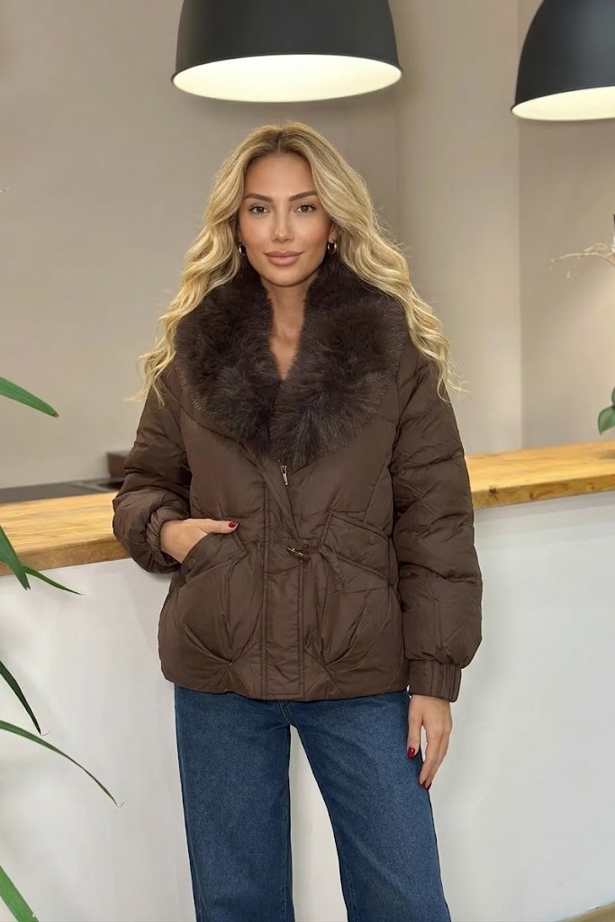 Yakası Kürk Detaylı Kolları Lastikli Şişme Mont RB99912