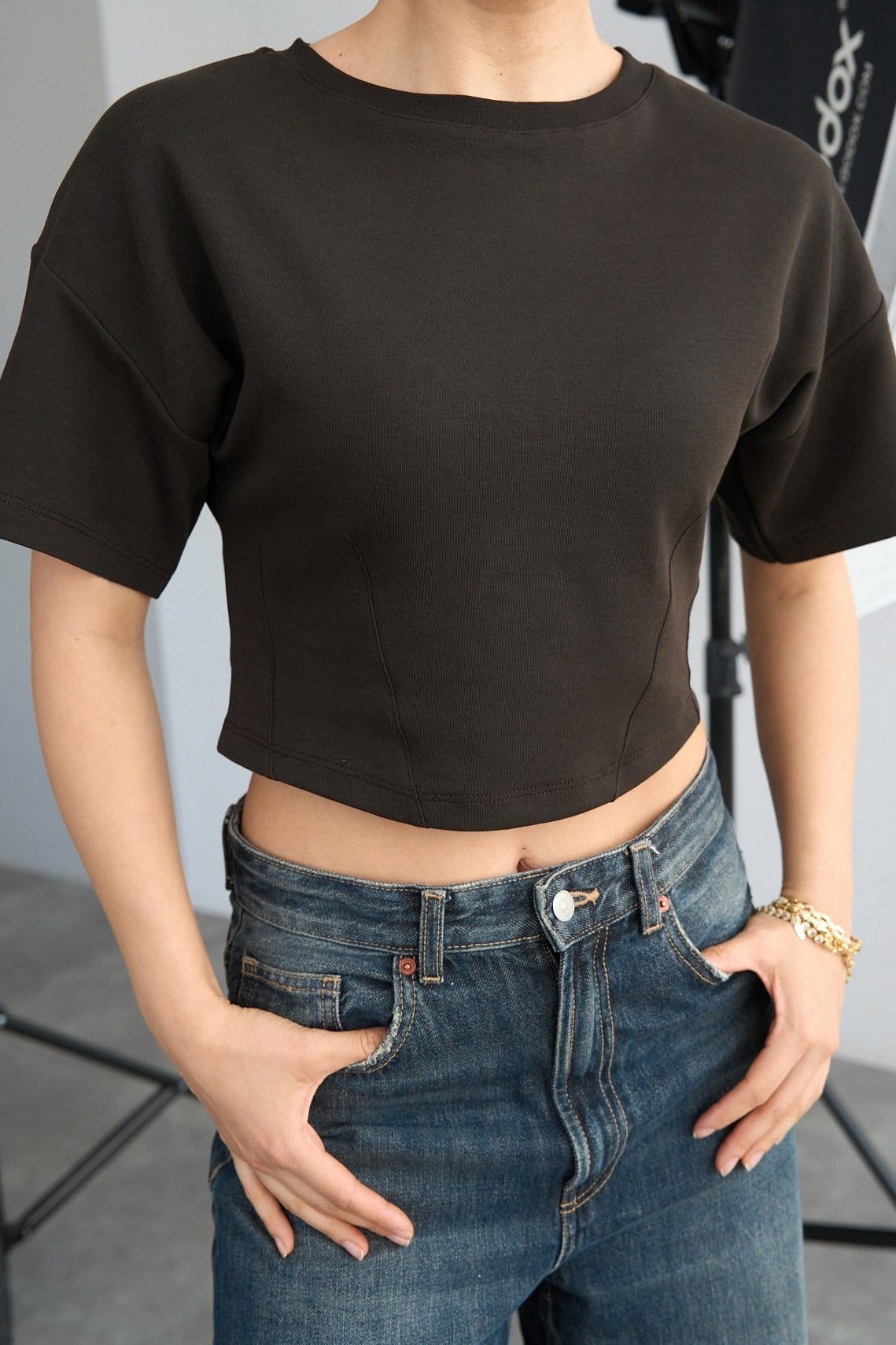 Yanları Pile Detaylı Bisiklet Yaka T-shirt QS261040