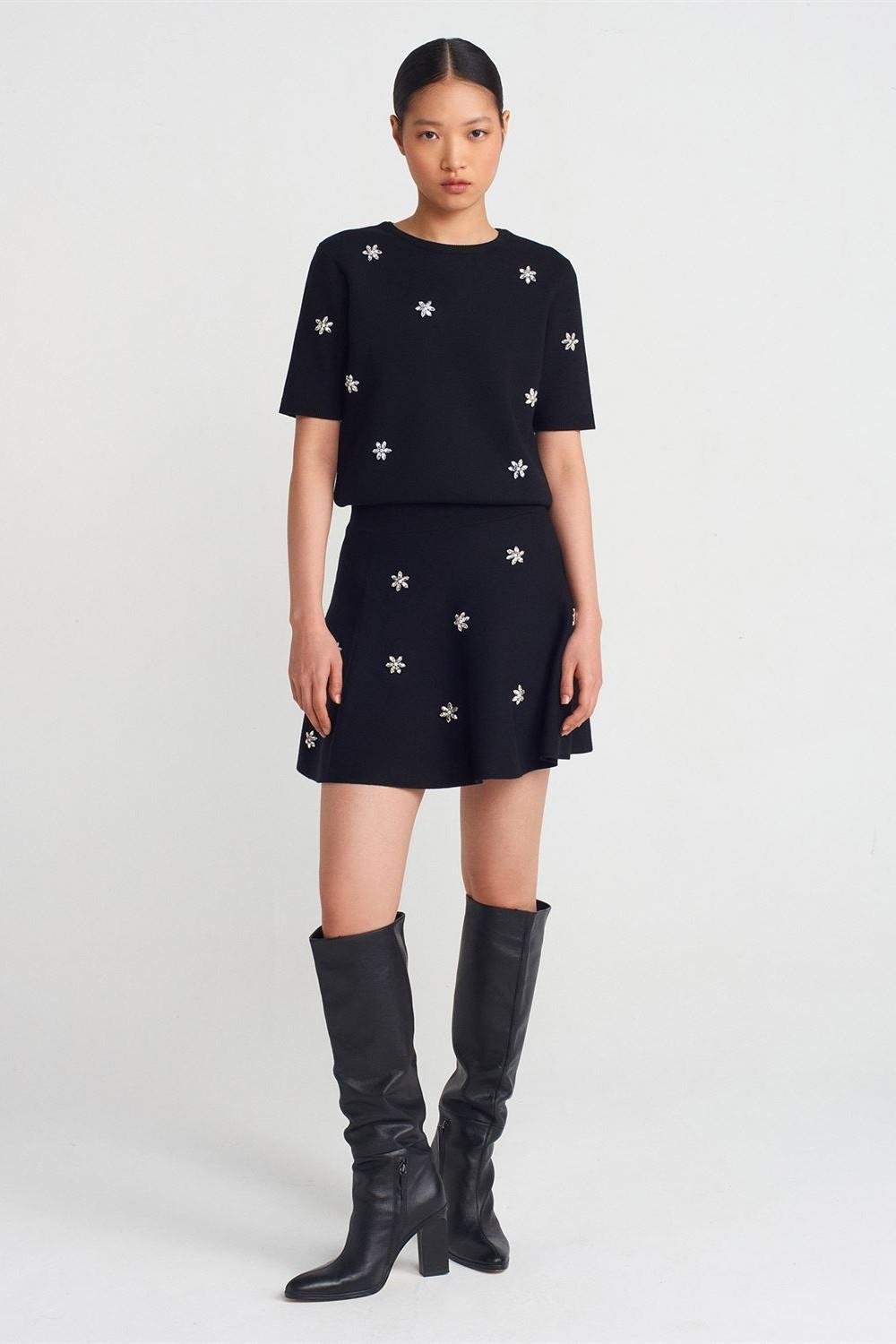 Taş İnci Nakışlı Kazak Beli Lastikli Etek Takım DL10683