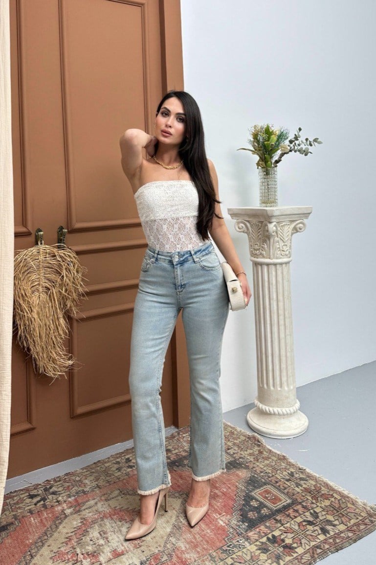 Paçası Püsküllü Yüksek Bel Flare Jean LC7403