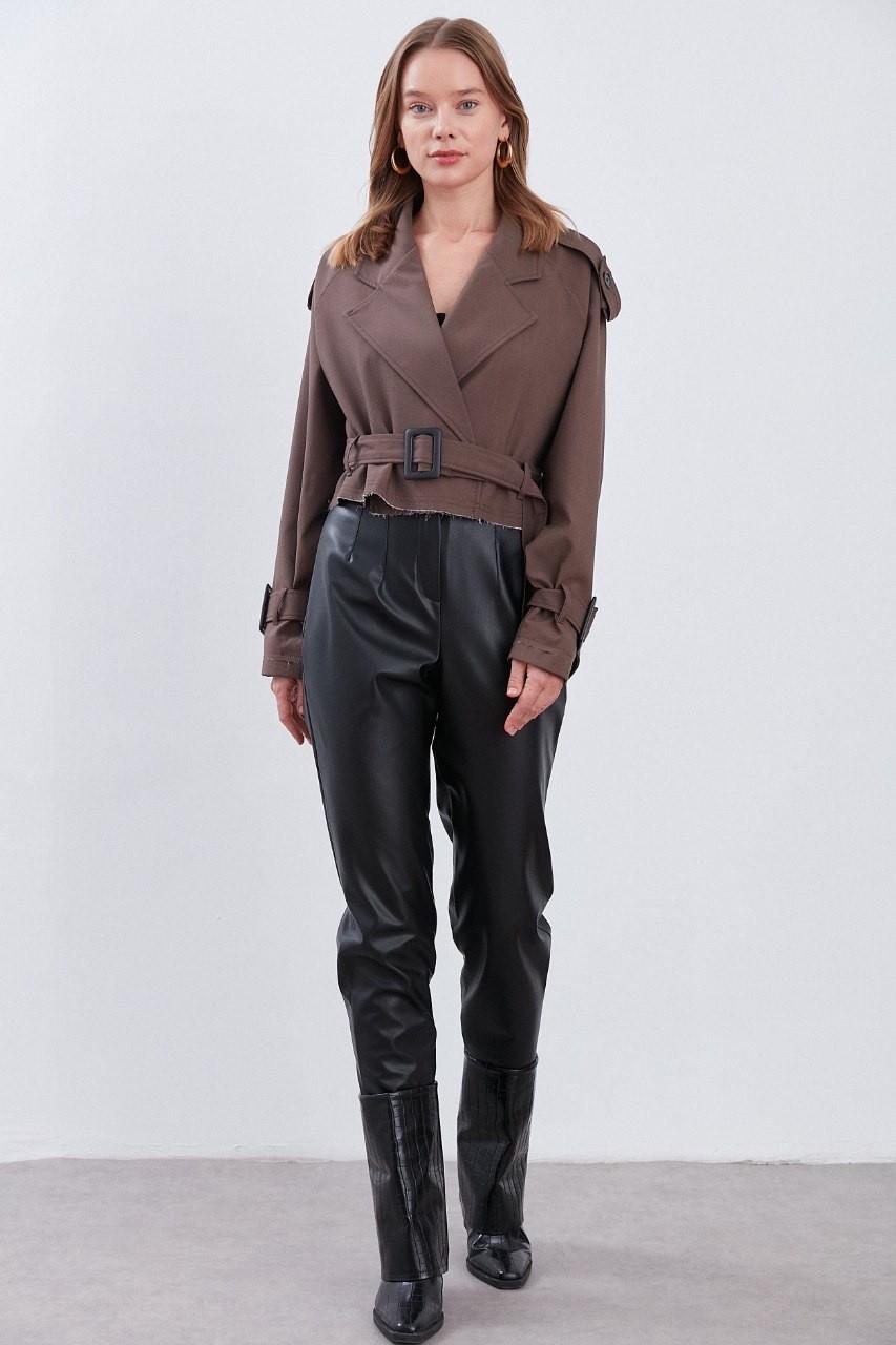 İç Astarı Çizgili Kemerli Oversize Kısa Ceket PR9306