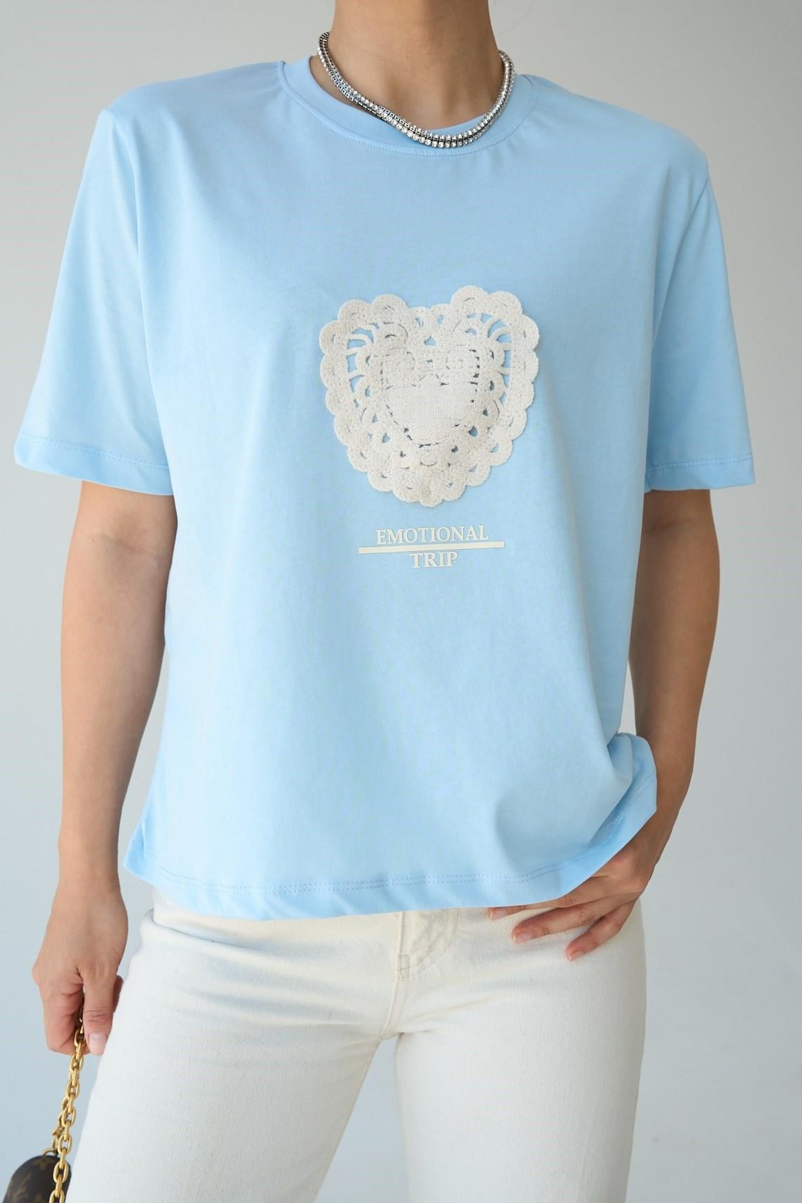 Kalp Nakışlı T-shirt QS251134