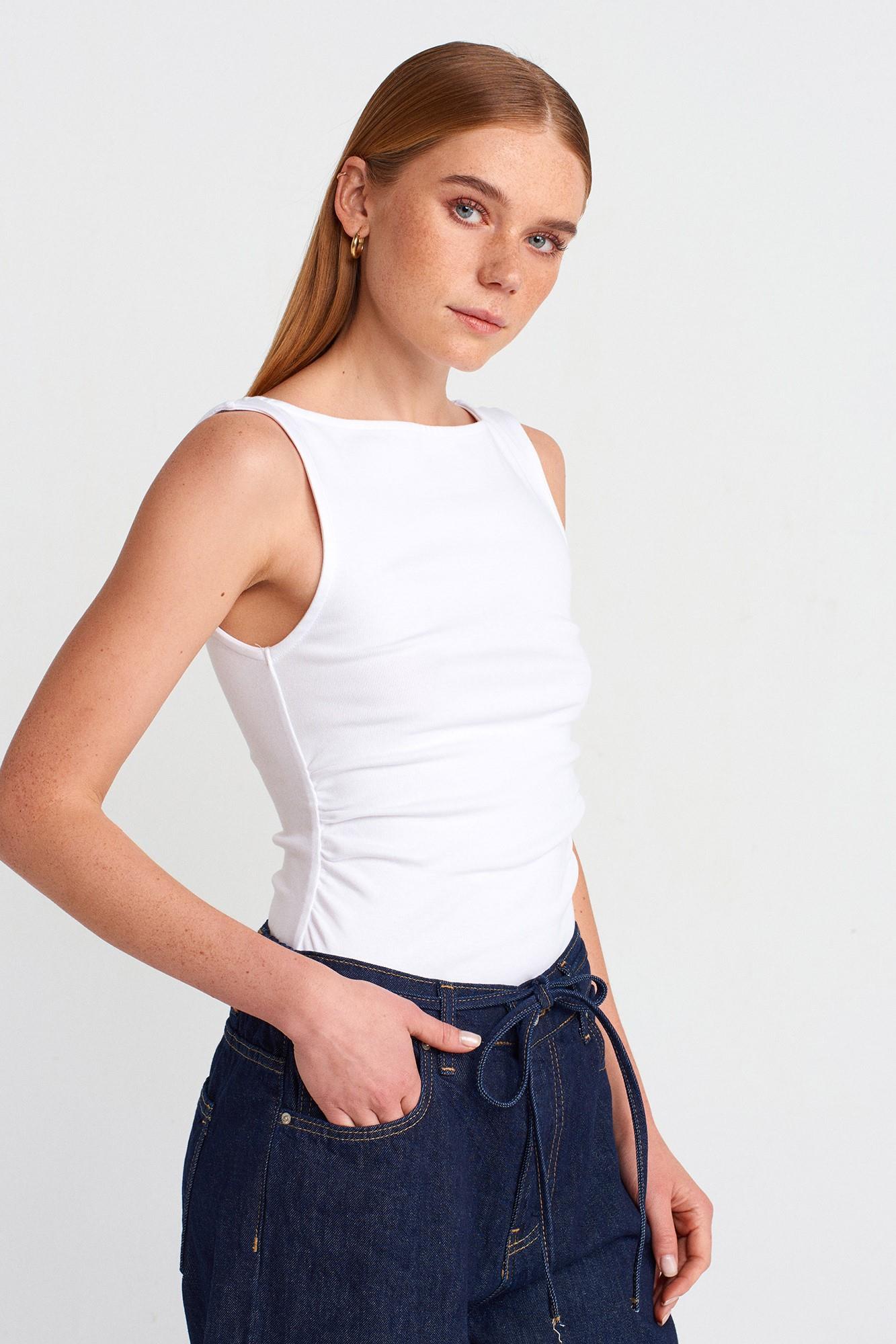 Kayık Yaka Kolsuz Büzgülü Top DL31589