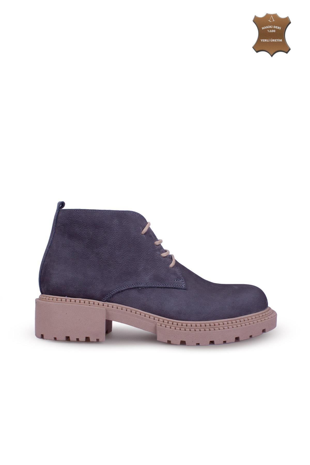 7AdımdaAşk Hakiki Deri Kadın Bot  - 051K25K1141