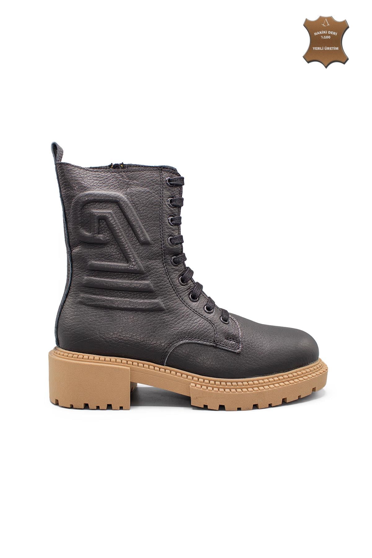 7AdımdaAşk Hakiki Deri Kadın Bot  - 051K25K1139