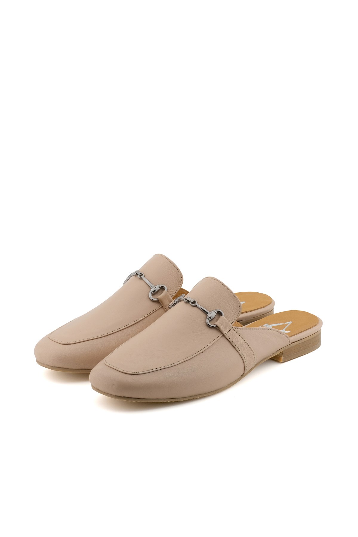 7AdımdaAşk İç Dış Hakiki Deri Kadın Terlik 024Y21K10403