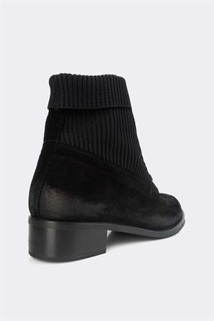 7AdımdaAşk Hakiki Deri Kadın Bot 002K22K1526