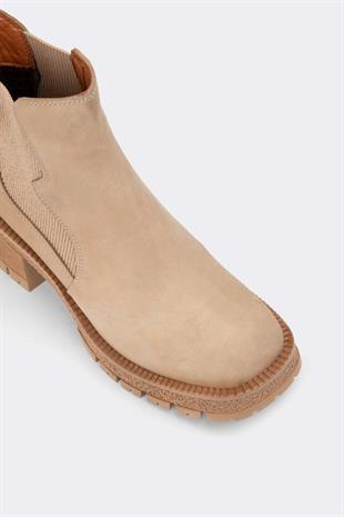 7AdımdaAşk Hakiki Deri Kadın Bot  - 051K24K1129