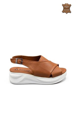 Kadın Dolgu Topuk Hakiki Deri Sandalet Ayakkabı 109Y24K12501