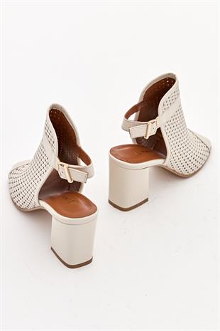 Kadın Günlük Hakiki Deri Topuklu Sandalet 084Y23K11301