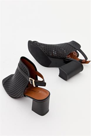 Kadın Günlük Hakiki Deri Topuklu Sandalet 084Y23K11301