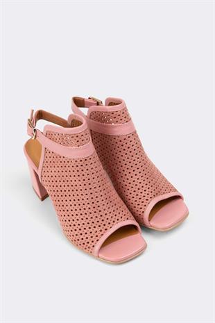 Kadın Günlük Hakiki Deri Topuklu Sandalet 084Y23K11301