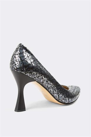 Kadın Stiletto Hakiki Deri Ayakkabı 052Y21K10003