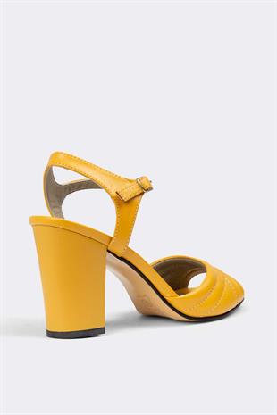 Kadın Topuklu Hakiki Deri Ayakkabı 074Y22K11011