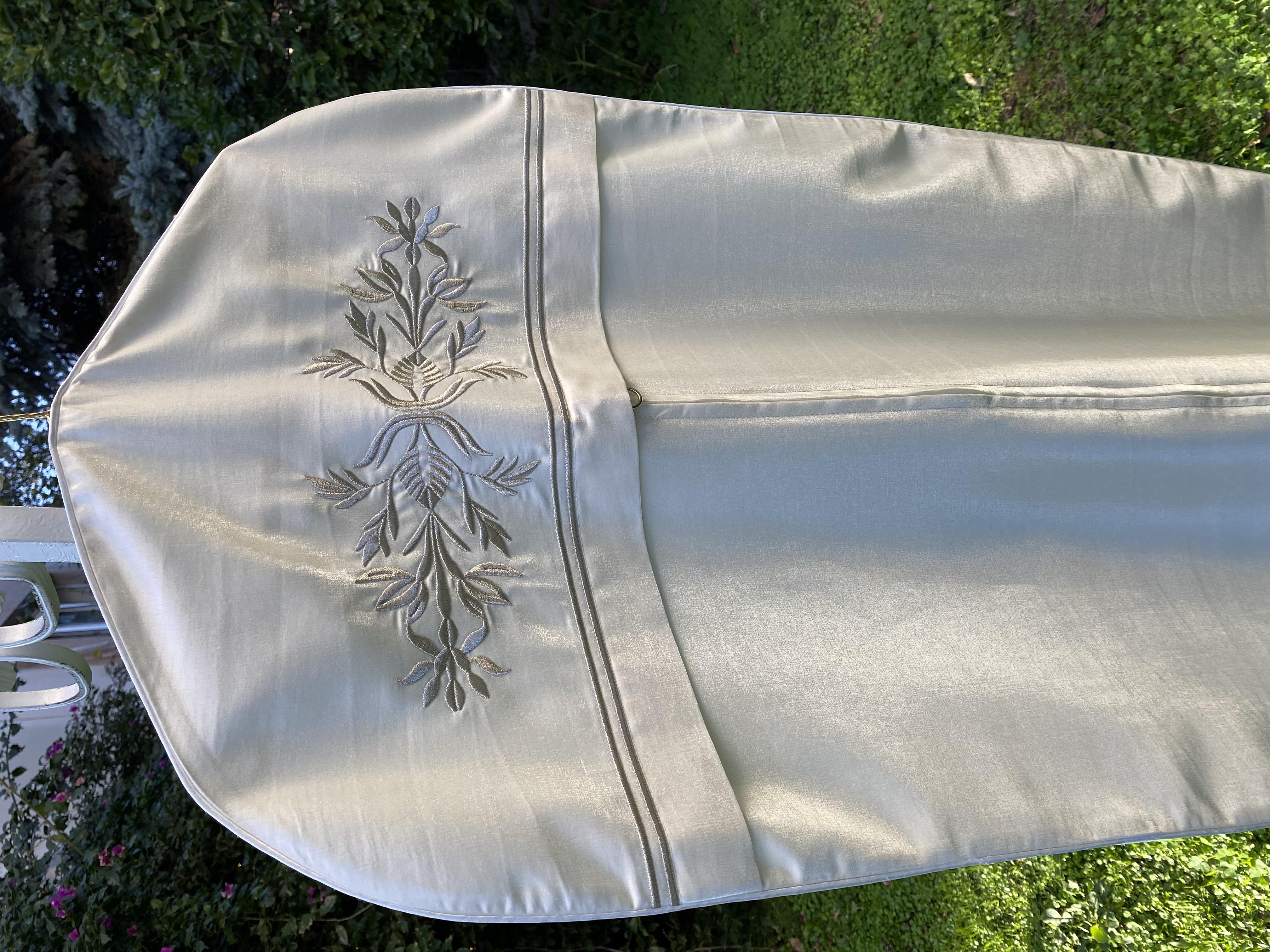 Krem Gergef Model Gümüş Nakış Gamboç