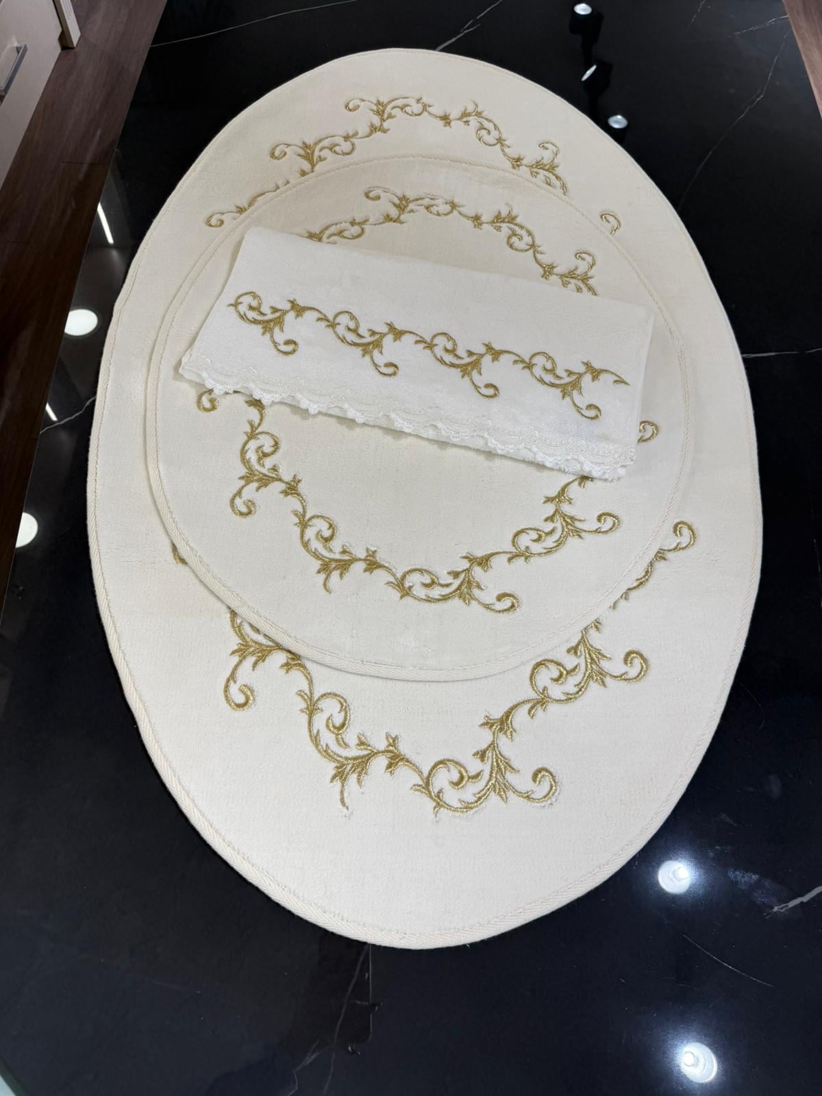 Krem Gold Barok Model Nakışlı Paspas Seti