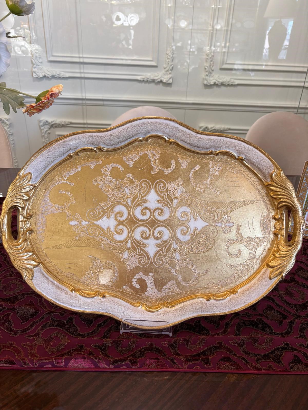L&M İTALYAN OYMA KUPLU BEYAZ İŞLEME TEPSİ 37/54 cm