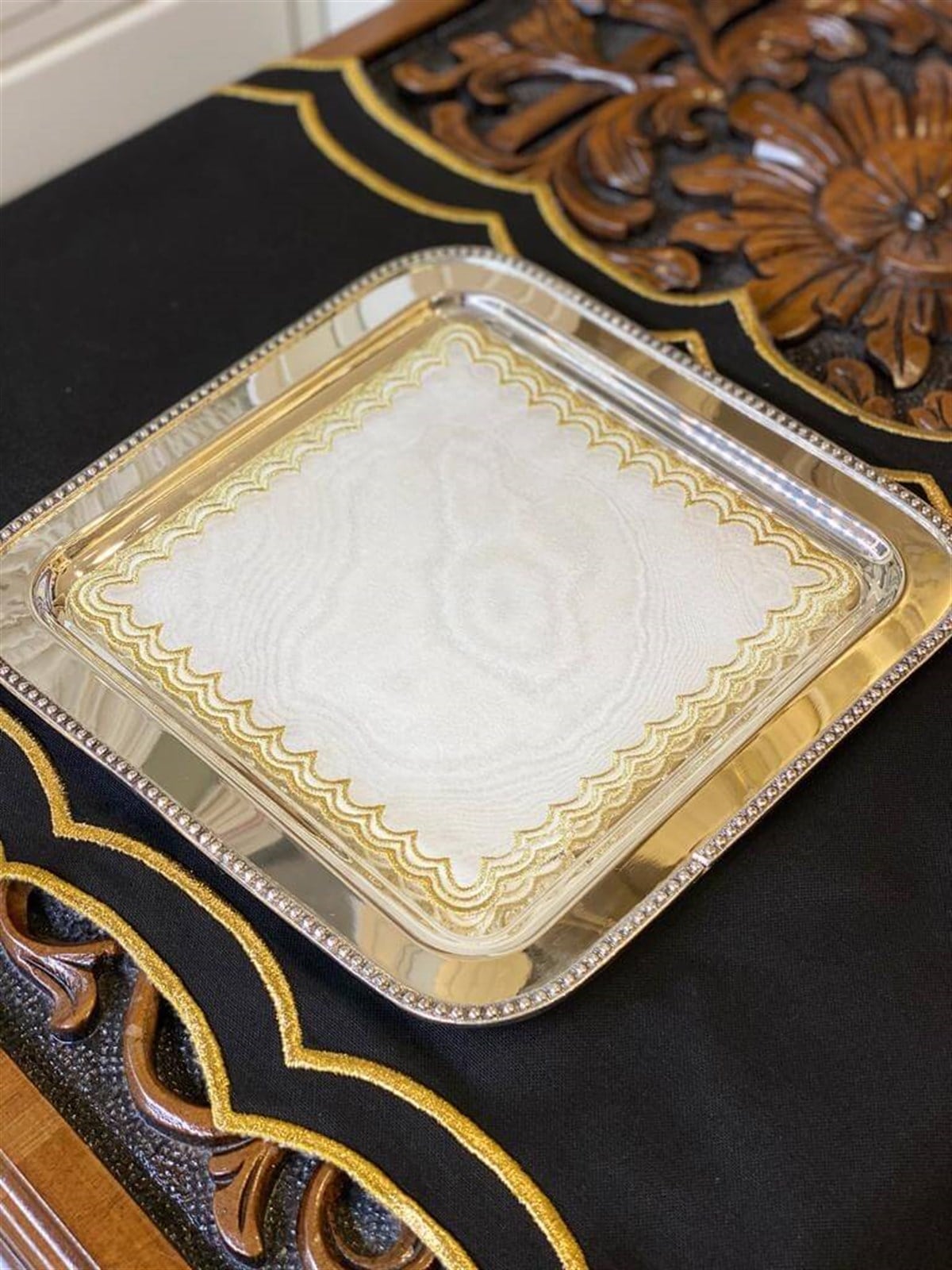 Ödemiş İpeği Kare Tepsi Örtüsü