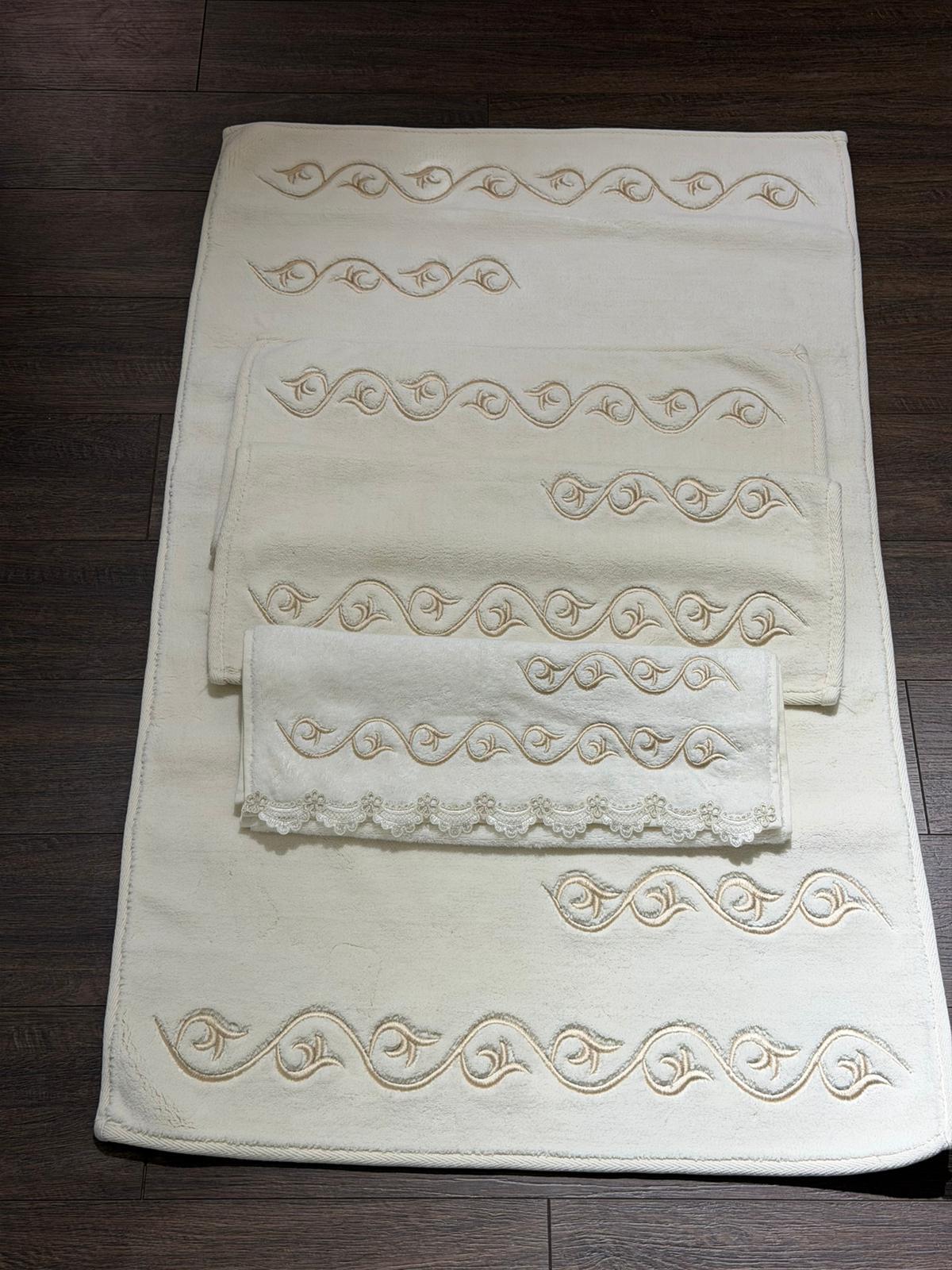 SİYAH LALE MODEL GÜMÜŞ PASPAS TAKIMI 70X120 CM