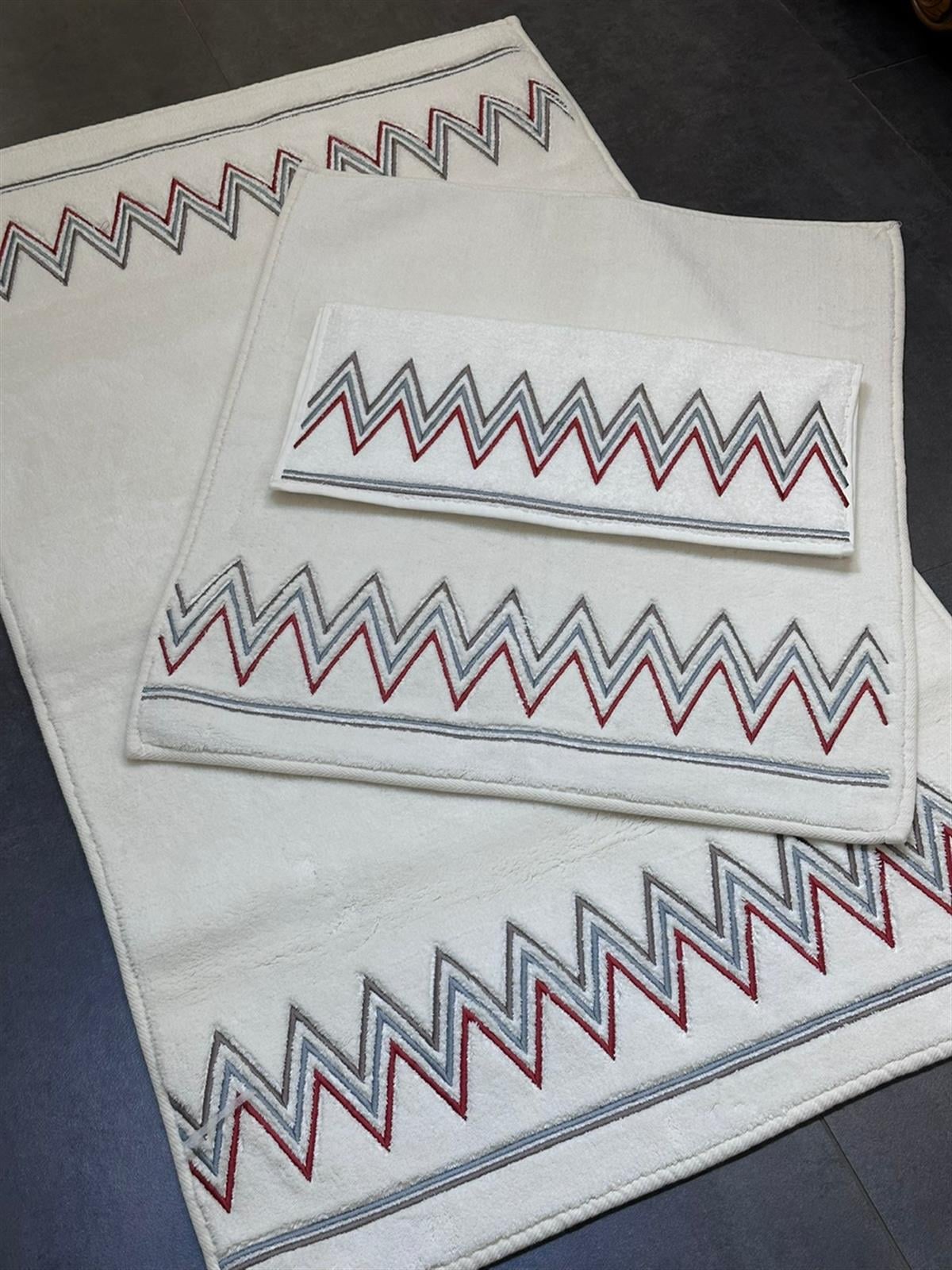Zigzag Kırmızı Nakışlı Paspas Takımı