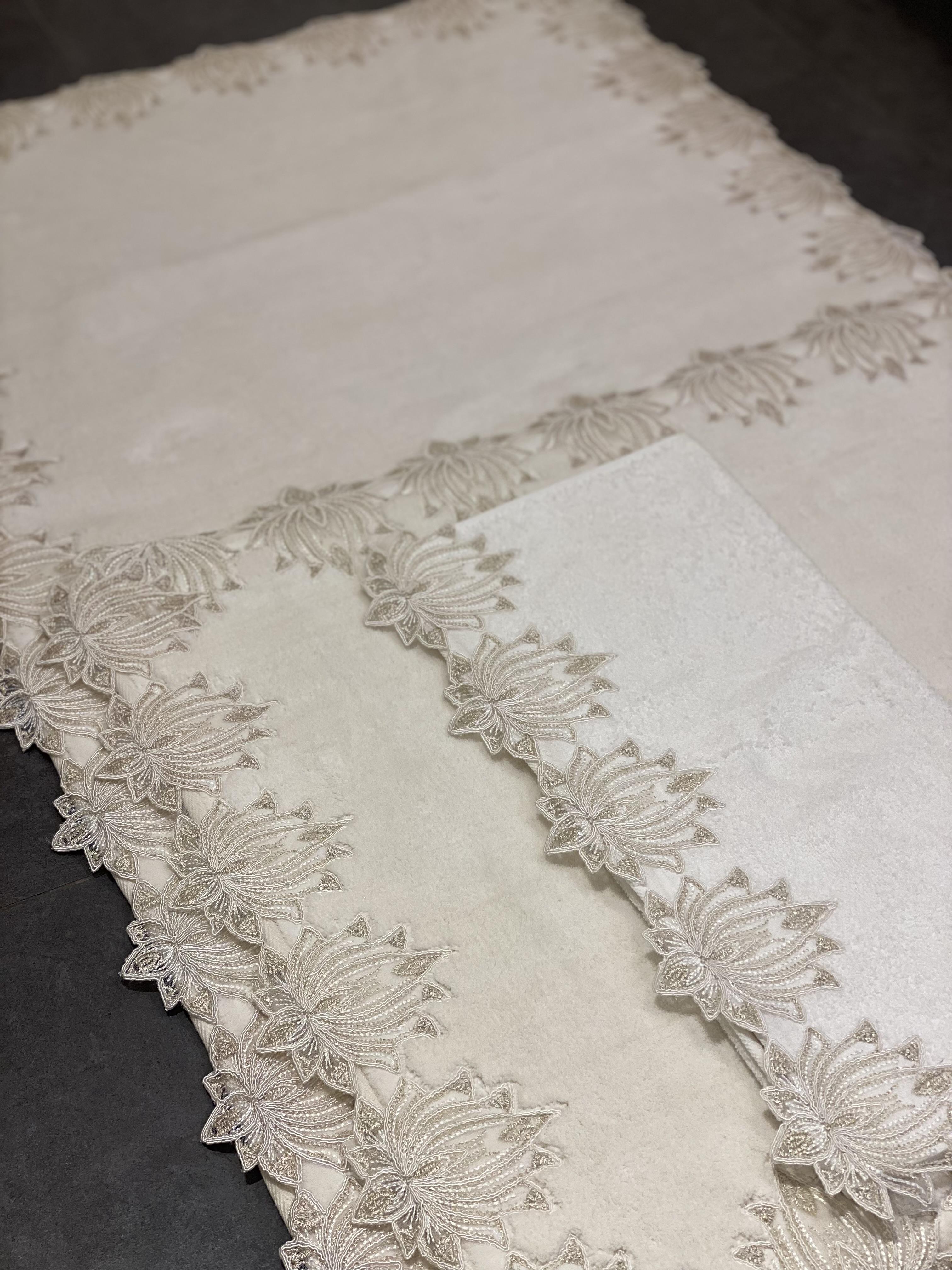 Dikdörtgen Krem Rüya Dantelli Paspas Seti