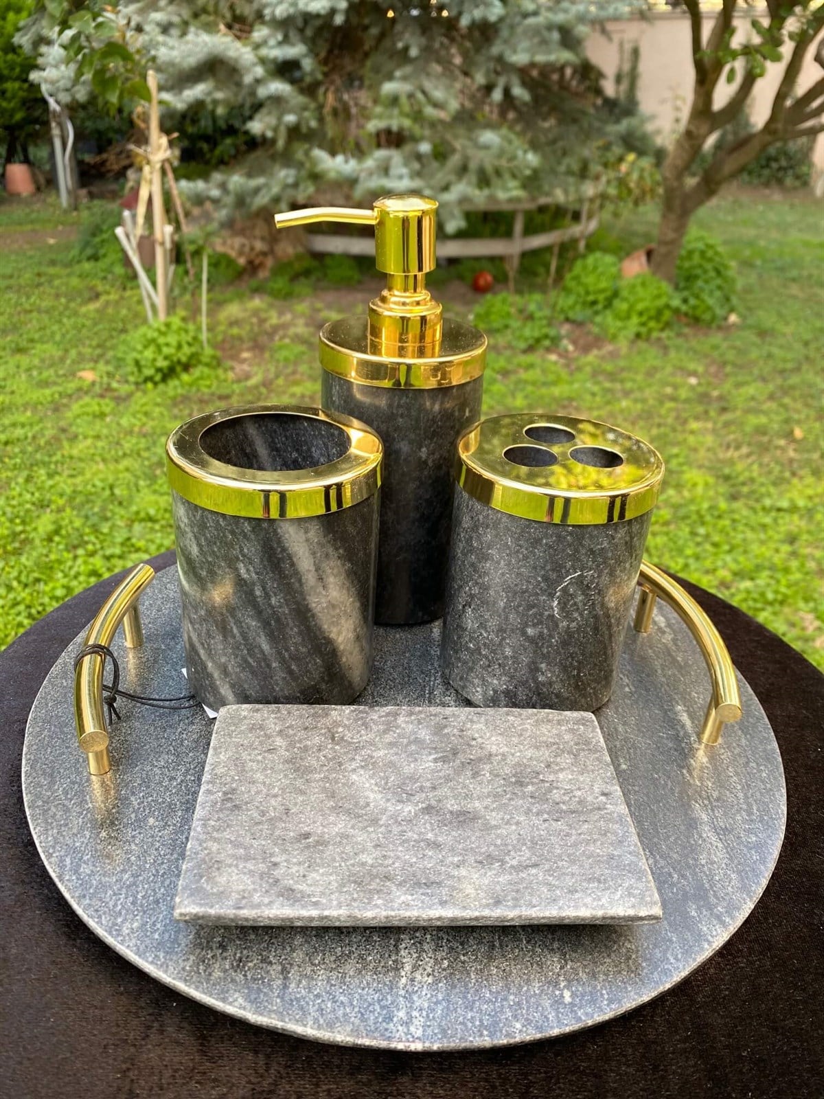 Füme Gold Detaylı Yuvarlak 5 Parça Mermer Banyo Takımı