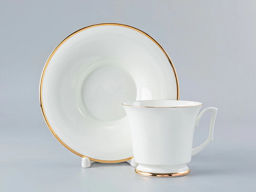 IMPERIAL ÇAY FİNCANI VE TABAĞI JULİA ALTIN ŞERİT