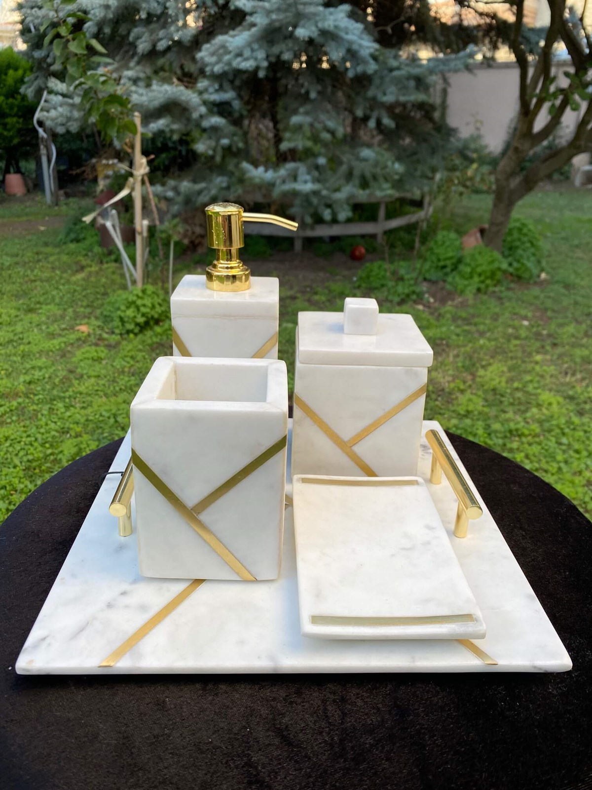 Krem Gold Detaylı Kare 5 Parça Mermer Banyo Takımı